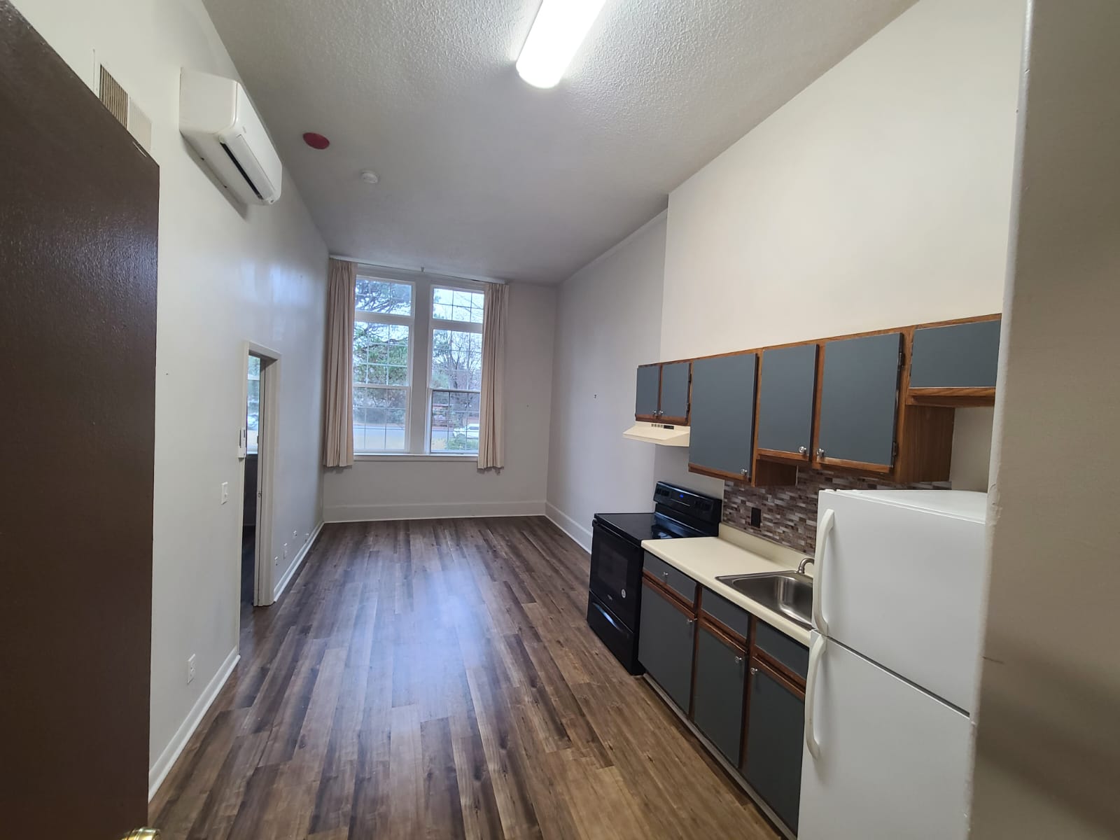 27 Hege Drive